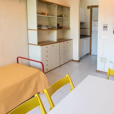 M53 - Marcelli, Bilocale Con Giardino A 100 Mt Dal Mare *