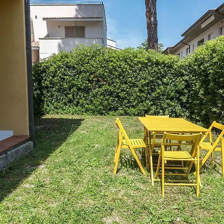 M53 - Marcelli, Bilocale Con Giardino A 100 Mt Dal Mare * Marcelli