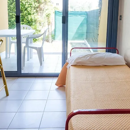 M53 - Marcelli, Bilocale Con Giardino A 100 Mt Dal Mare Marcelli